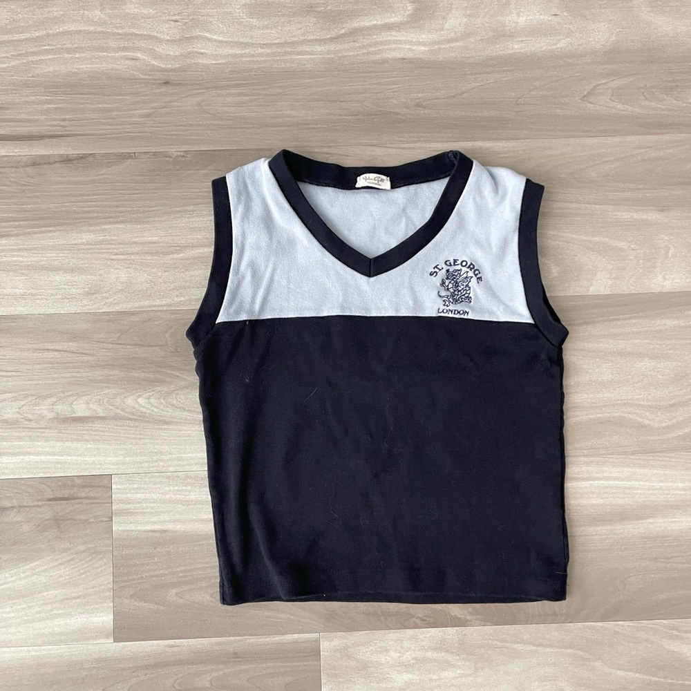 Brandy Melville graphic tank